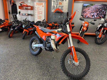 2025 KTM 125 XC