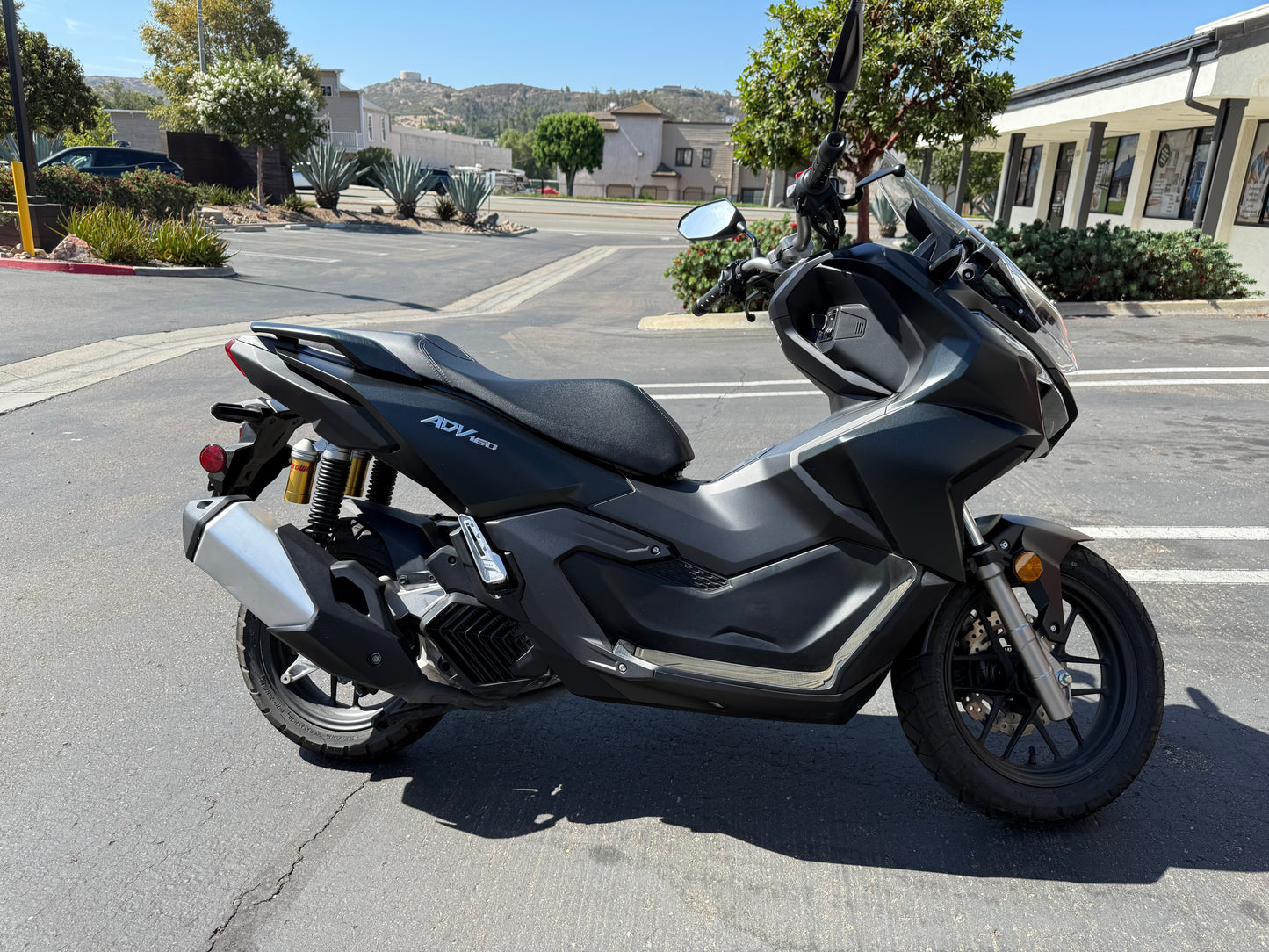 2025 HONDA ADV 160