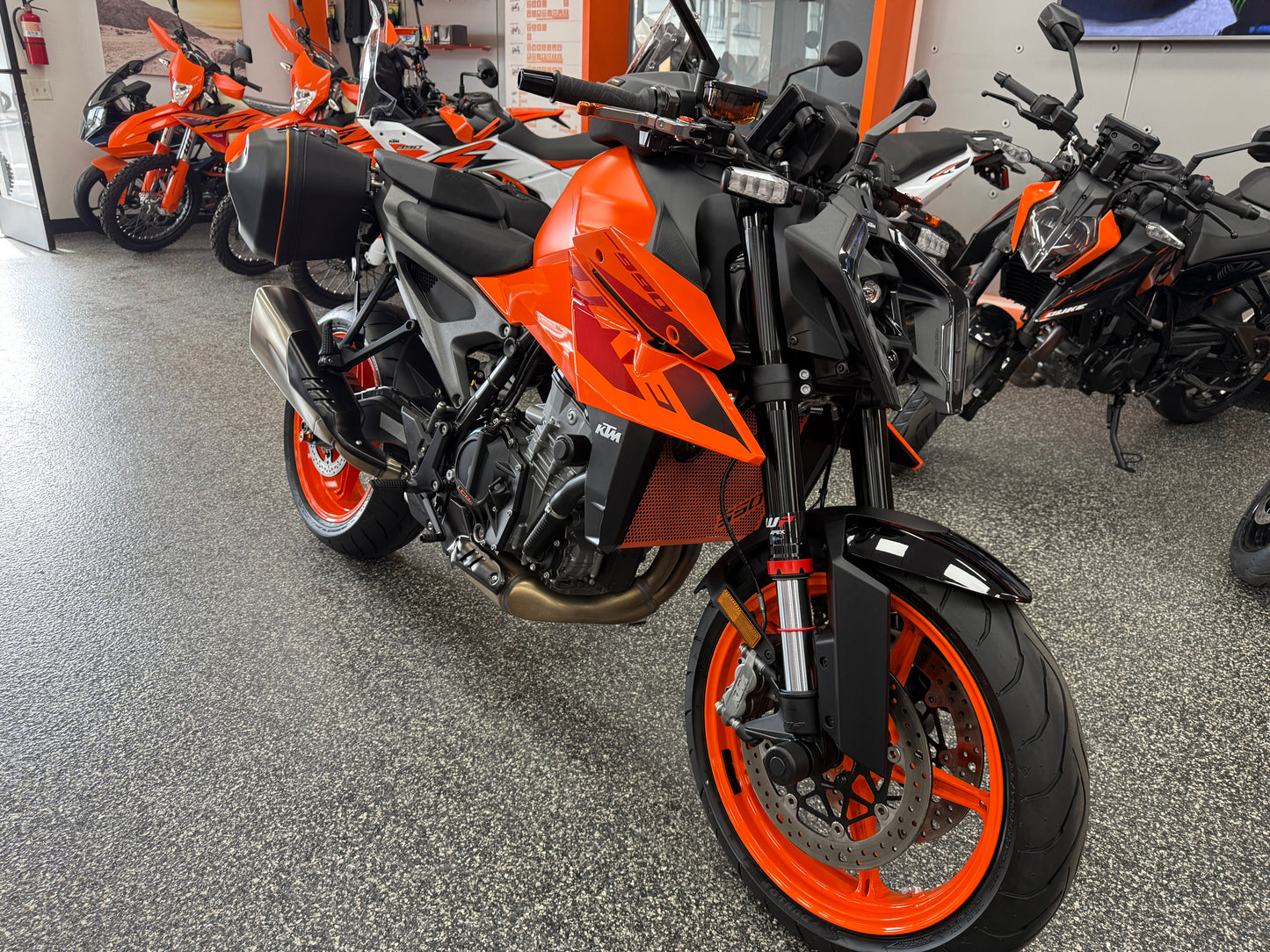 2024 KTM 990 DUKE - Used