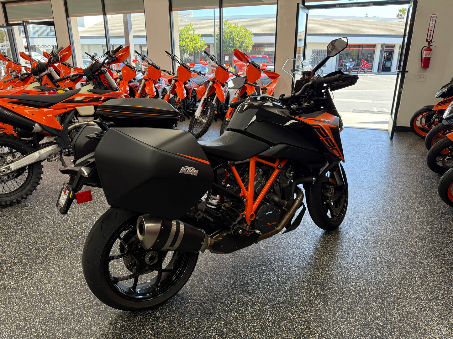 2020 KTM 1290 SUPER DUKE GT