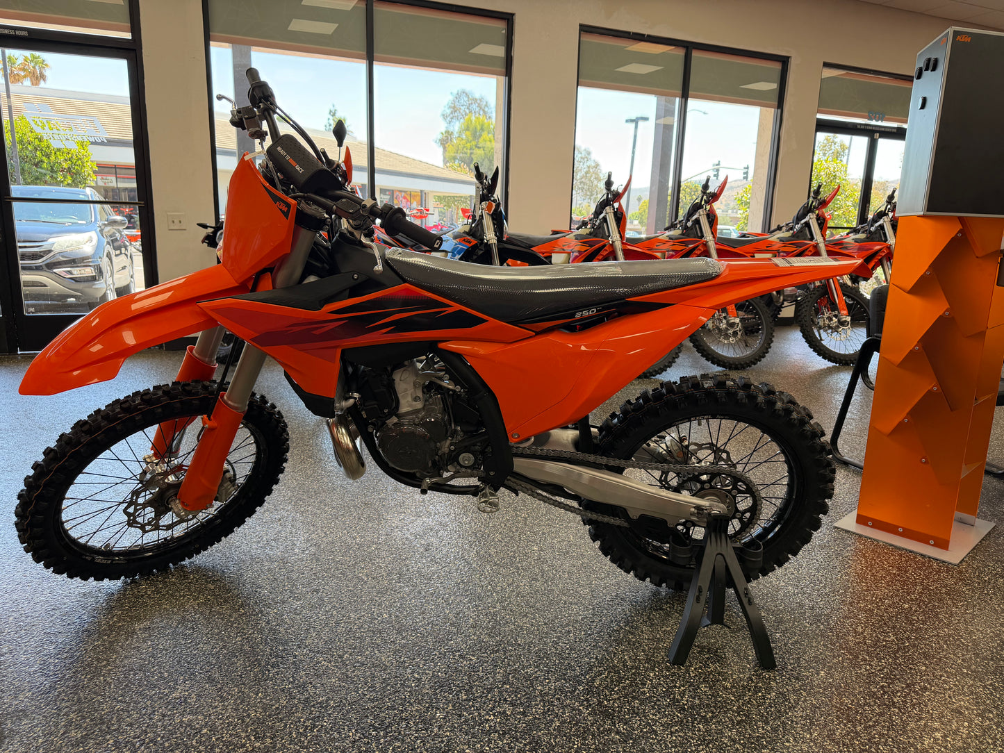 2027 KTM 250 SX - ORANGE