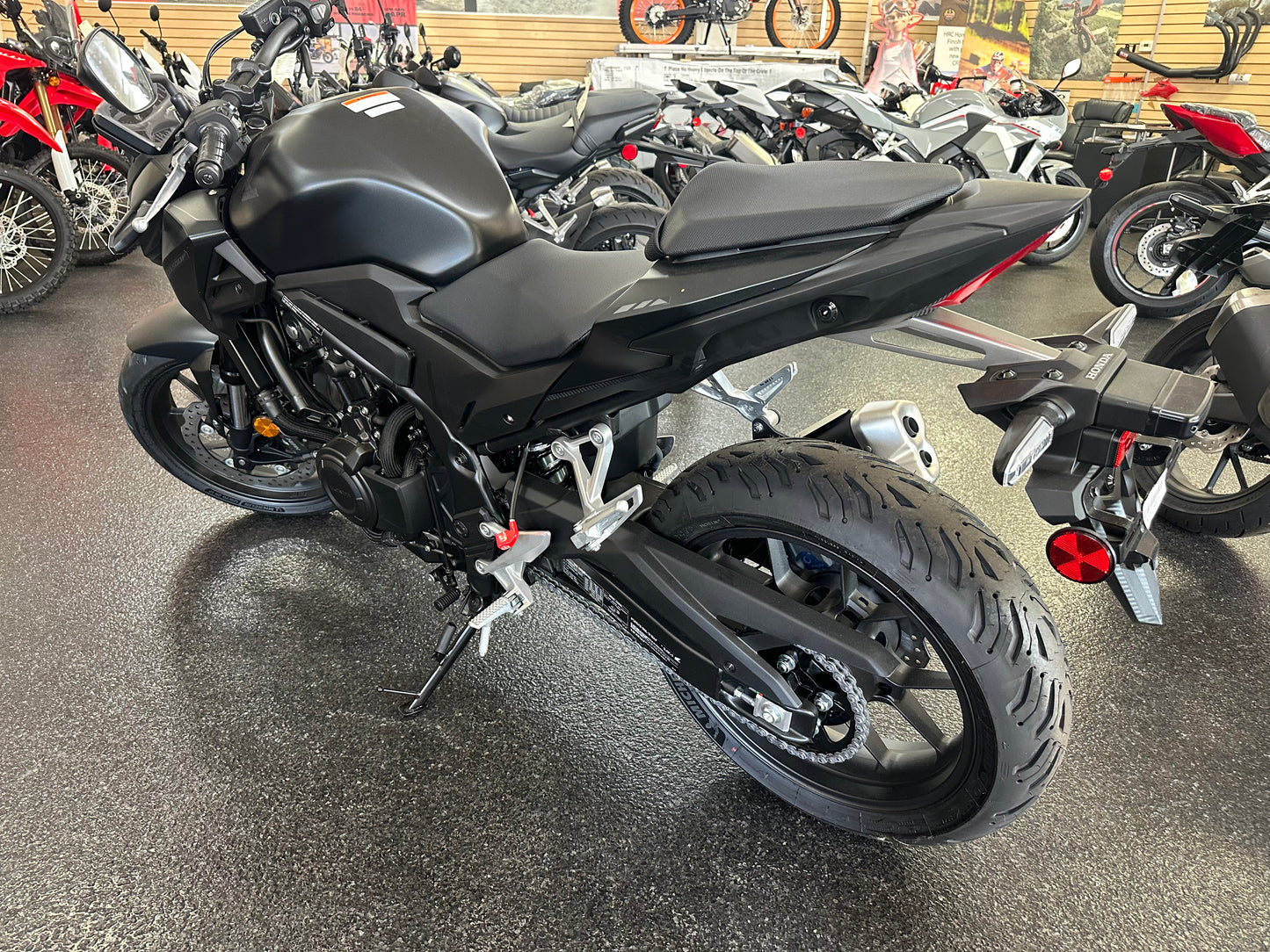 2025 HONDA CB500F
