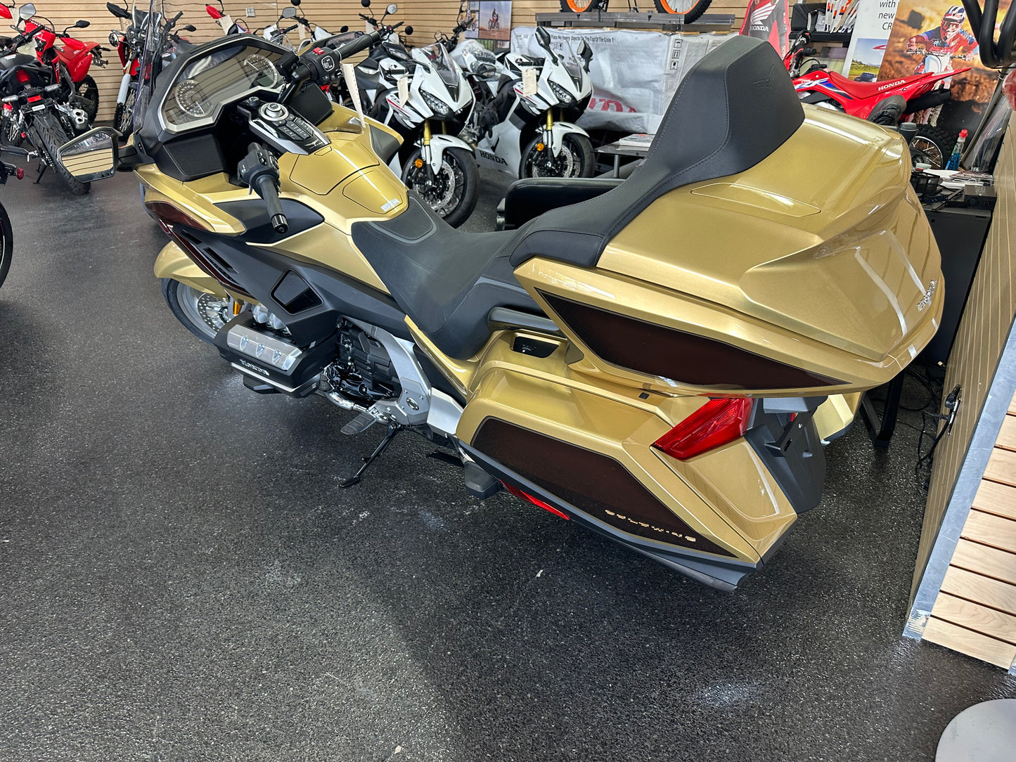 2025 HONDA GOLD WING TOUR DCT 50TH