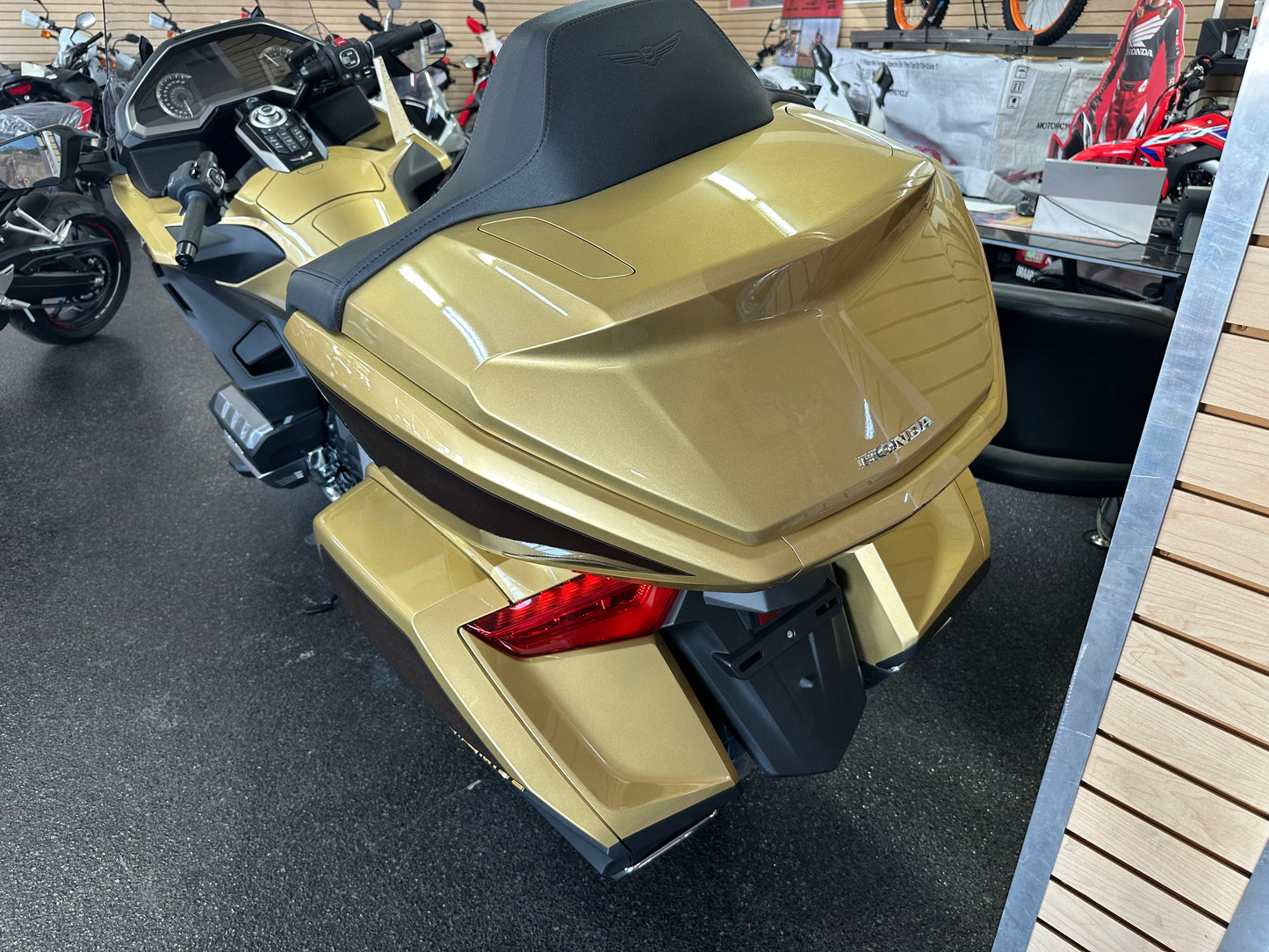 2025 HONDA GOLD WING TOUR DCT 50TH